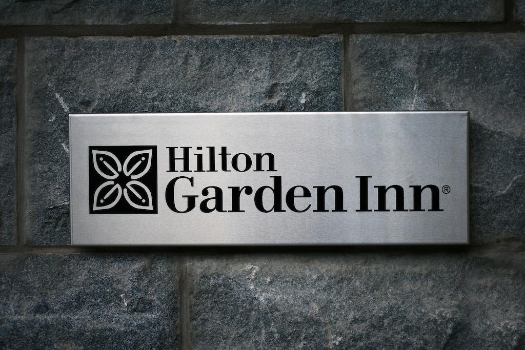 Hilton Garden Inn Aberdeen City Centre Exterior photo