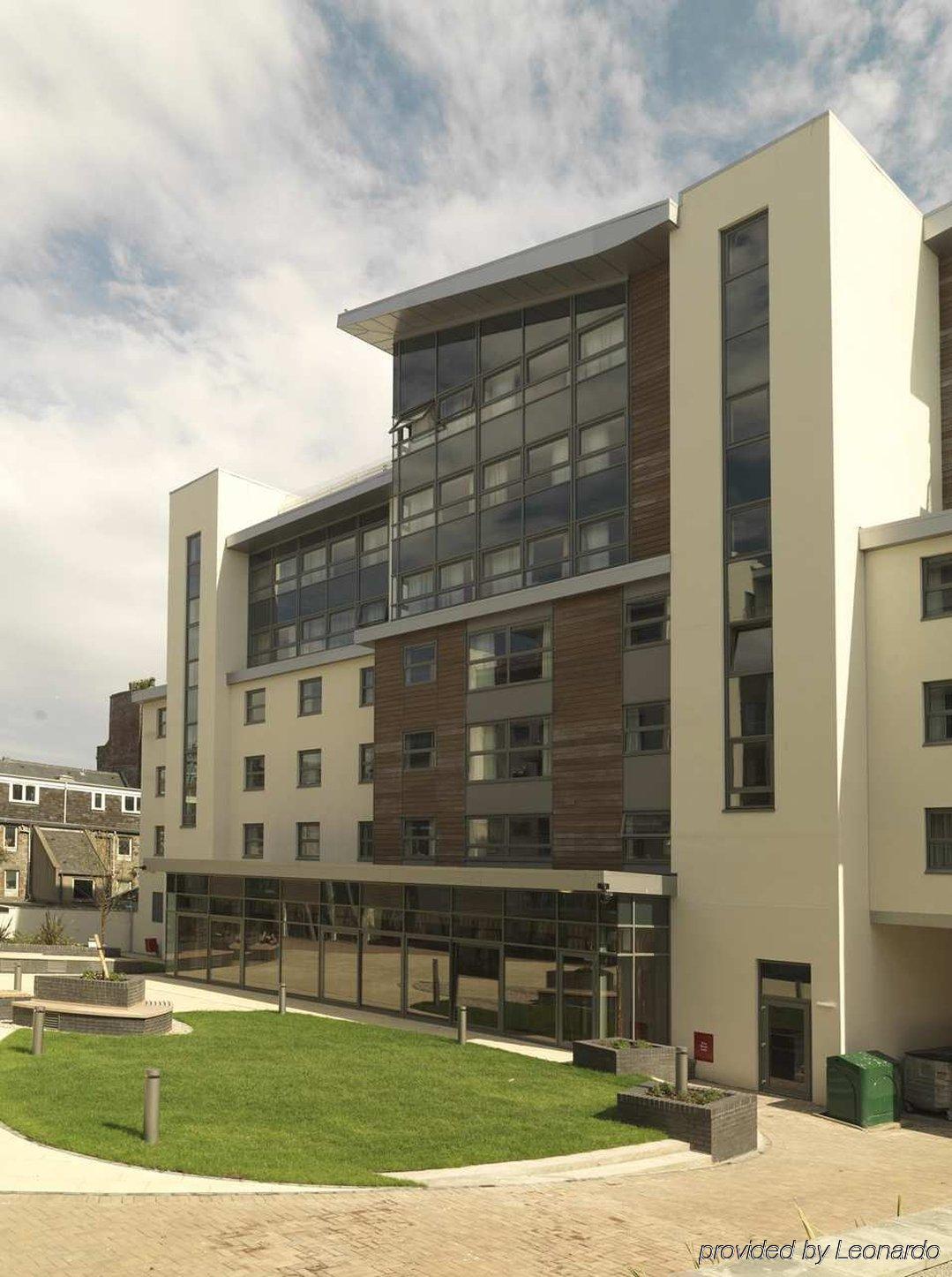 Hilton Garden Inn Aberdeen City Centre Exterior photo