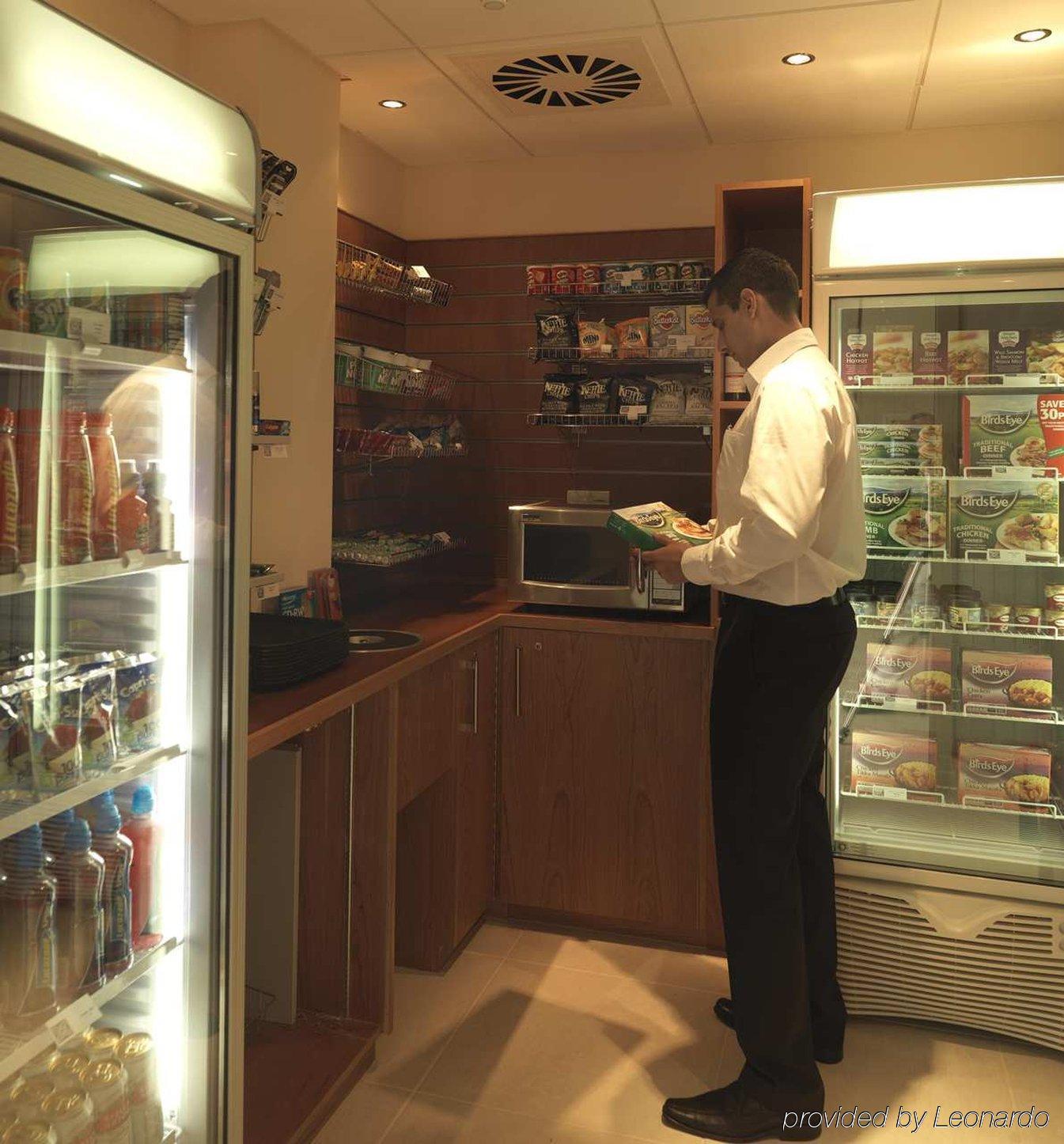 Hilton Garden Inn Aberdeen City Centre Restaurant photo