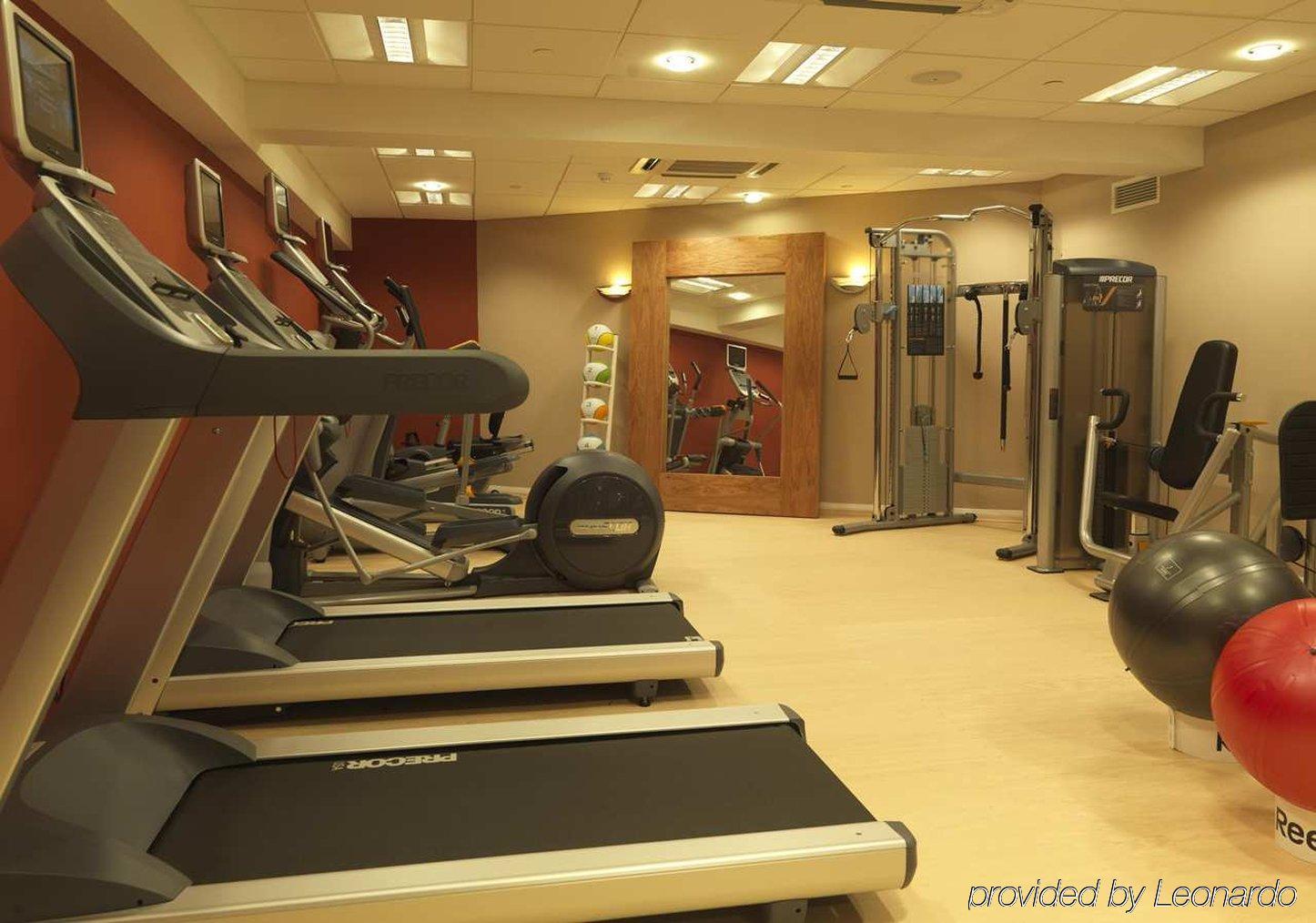 Hilton Garden Inn Aberdeen City Centre Facilities photo